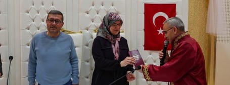 Depremden kurtulan çift ikinci kez dünya evine girdi